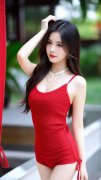 <b><b>而取现实环境大相径</b></b>